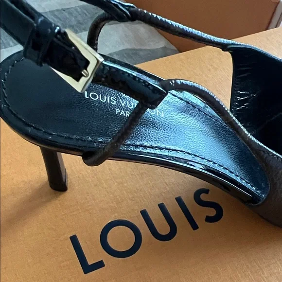 Louis Vuitton Black Monogram Pointed Slingback Pump - Picture 2 of 7